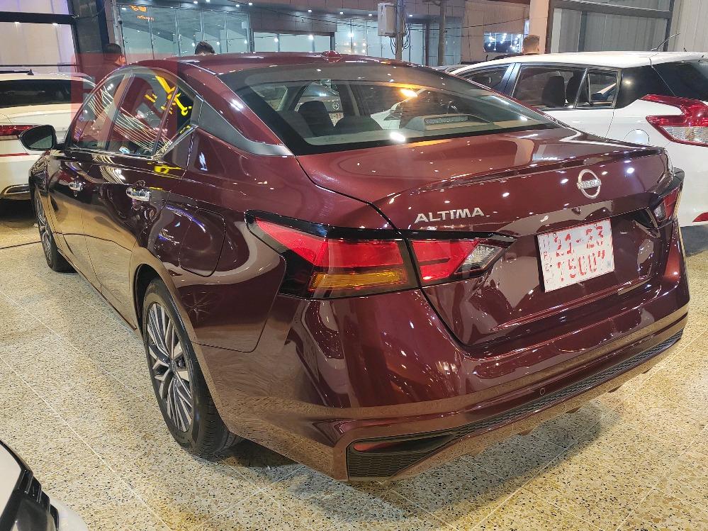 Nissan Altima